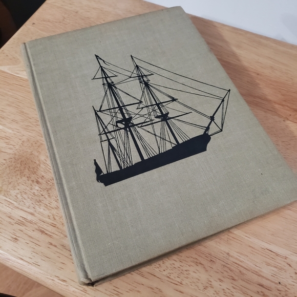 Darwin and the Beagle 1969 Vintage Book Hardcover - Picture 3 of 4